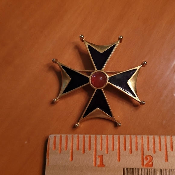 Vintage Jay Strongwater Maltese Cross‎ Brooch - Picture 4 of 4